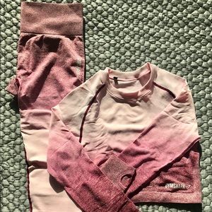 GYMSHARK set. Upon request, will sell separately!!